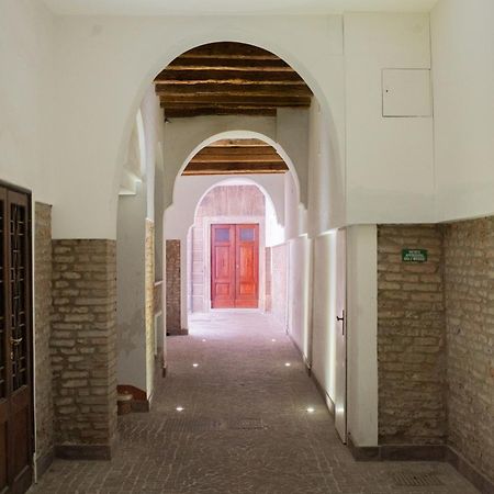Corte Degli Estensi, Romantica Mansardina Ferrara Eksteriør billede