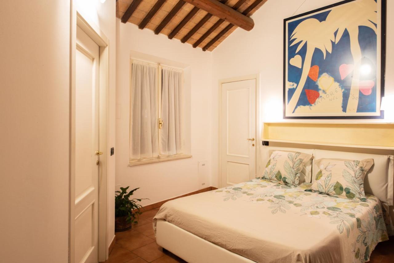 Corte Degli Estensi, Romantica Mansardina Ferrara Eksteriør billede
